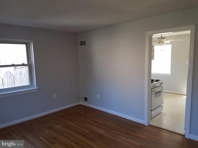 Building Photo - 3710 18th St S