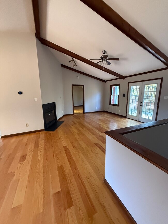 Foto del edificio - 4711 Highview Ct