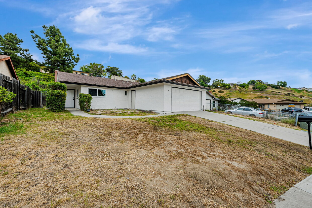 Primary Photo - 6046 Reo Pl