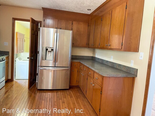 Foto del edificio - 4 br, 2.5 bath House - 1354 Riveroaks Dr
