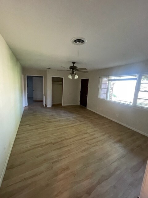 Foto del edificio - 2500 S Bivins St
