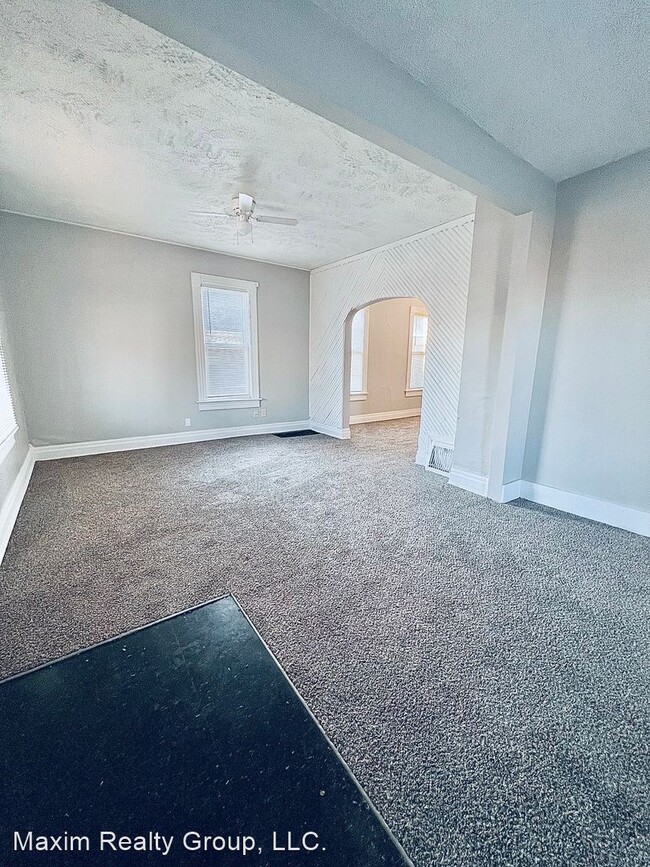 Building Photo - 3 br, 1 bath House - 3719 X ST