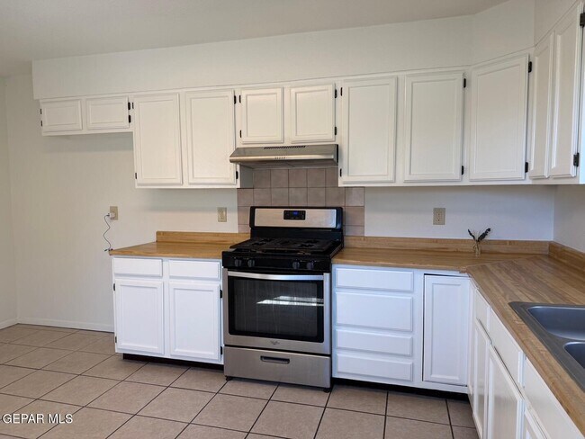 Foto del edificio - 293 Atlantic Rd