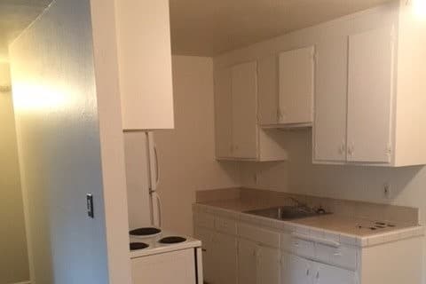 Kitchen - 2236 Curtner Ave