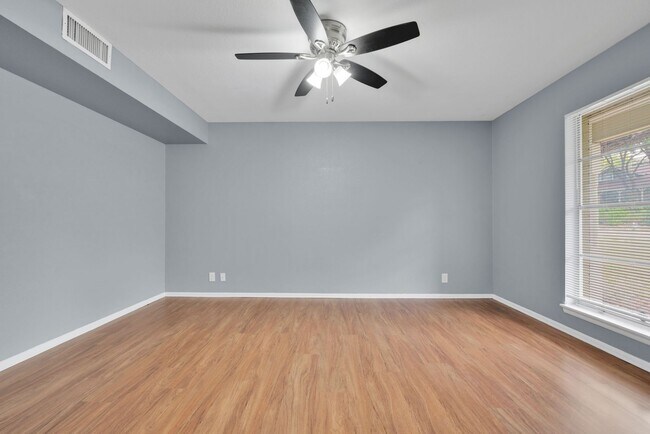 Foto del edificio - Two Story Rental in Castle Hills