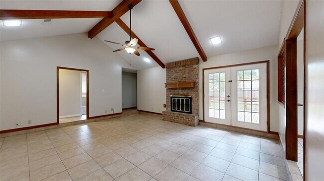 Foto del edificio - 2704 Wilderness Dr N