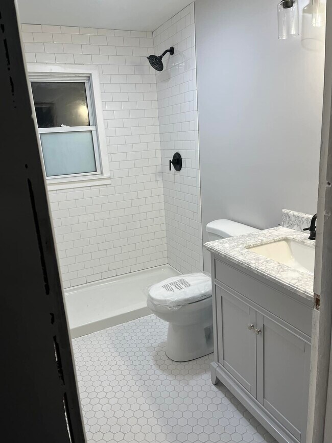 2665 Madison Ave, Bridgeport, CT 06606 House Rental in Bridgeport, CT