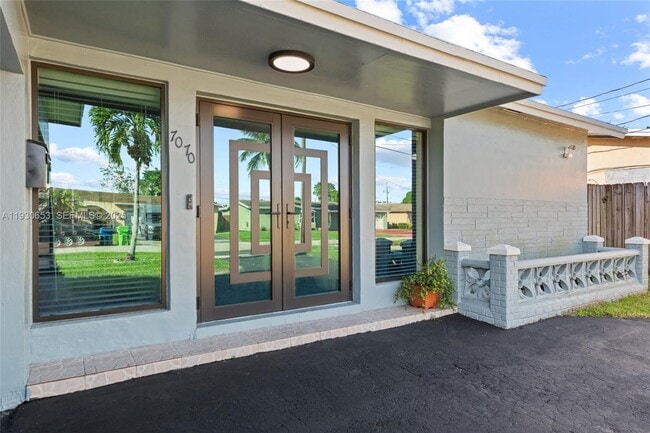 Foto del edificio - 7070 NW 21st St