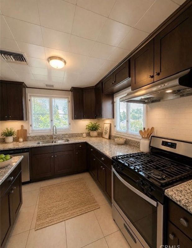 Building Photo - 2404 Wetherhead Dr