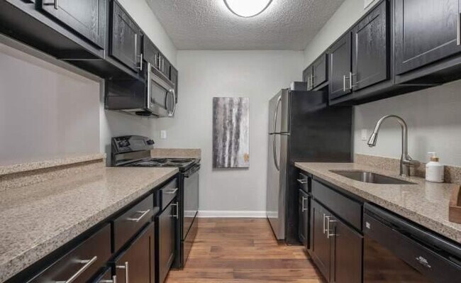 Building Photo - 1 bedroom in Sandy Springs GA 30350