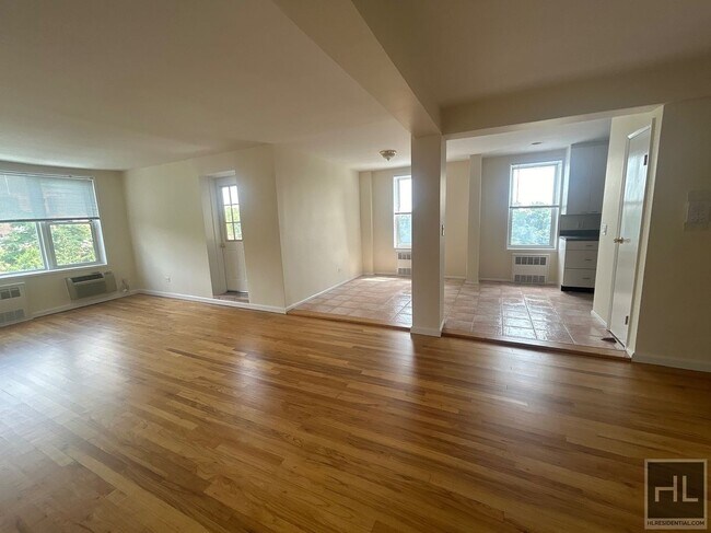 Foto del edificio - GRAND CENTRAL PARKWAY