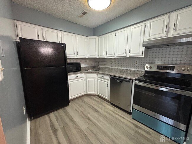 Foto del edificio - 2015 Aspen Dr