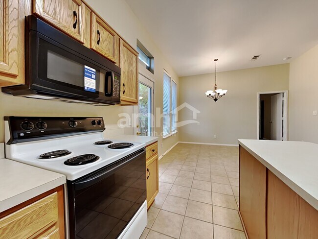 Foto del edificio - 809 Dixon Ln