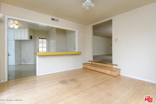 Building Photo - 5249 Escalante Dr