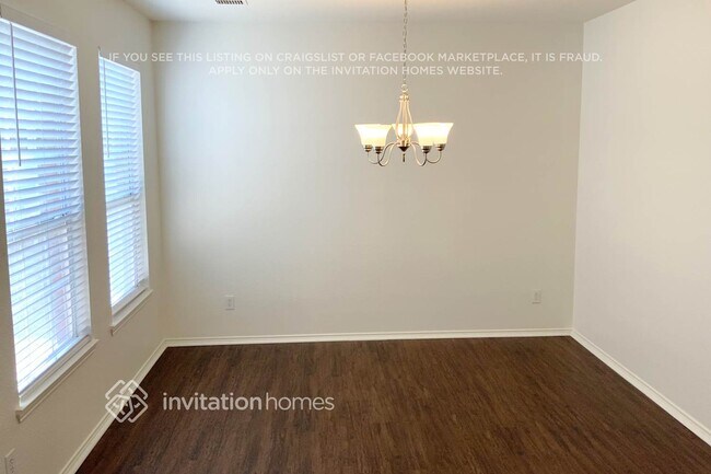 Building Photo - 1609 White Dove Ln