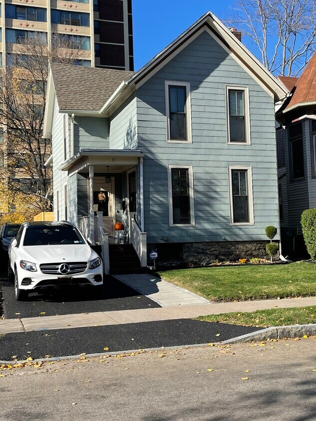 33 Upton Park, Rochester, NY 14607 House Rental in Rochester, NY