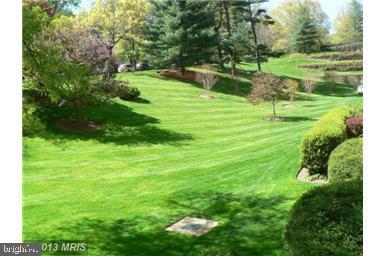 Foto del edificio - 4201 Cathedral Ave NW