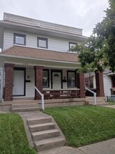Building Photo - 2322-2324 Eastview Ave