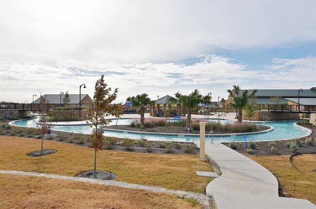 Foto del edificio - 320 Thornless Cir
