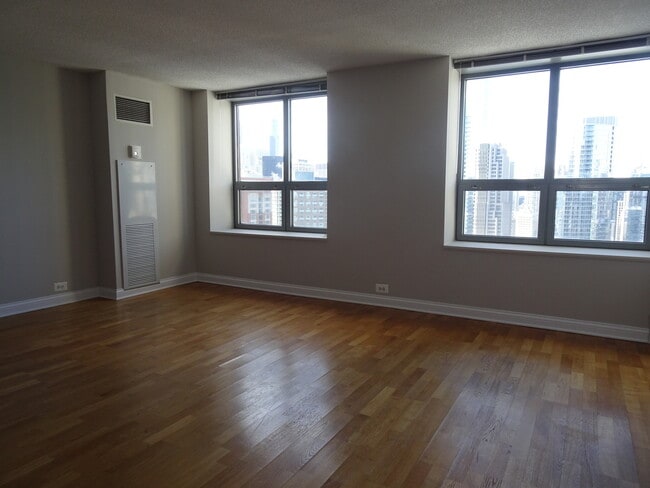 Building Photo - 474 N Lake Shore Dr