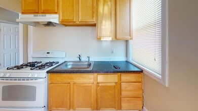 Building Photo - 15-17 Langdon St