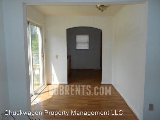 Building Photo - 2 br, 1 bath House - 3234 Mohawk Street,