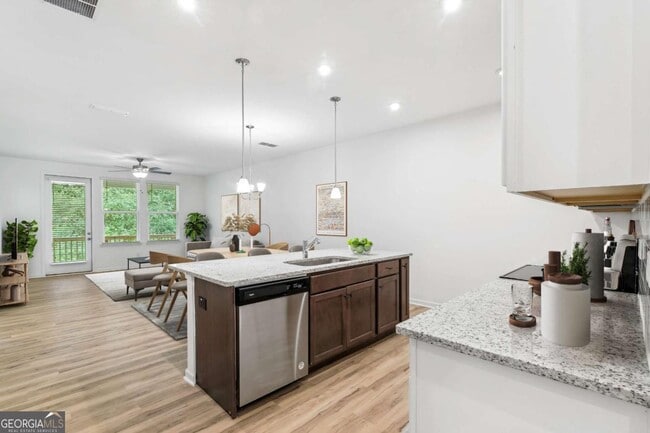 Building Photo - 1609 Salinger Ct