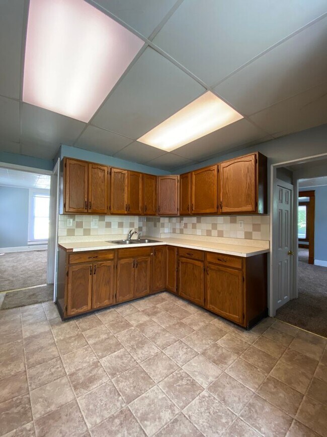 Foto del edificio - 505 Dewey Ave