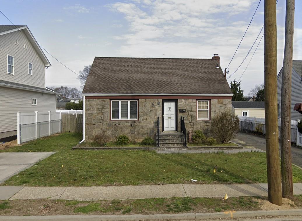 Foto principal - 1433 Bellmore Rd