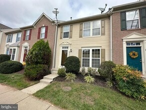 Building Photo - 6135 Newport Terrace