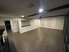 Building Photo - 5910 Bent Tree Ct