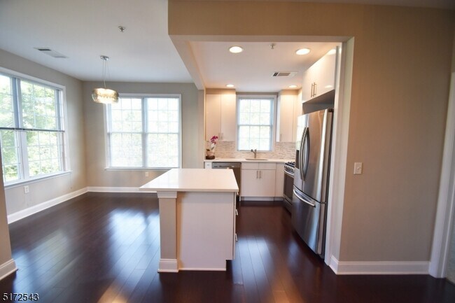 Foto del edificio - 7106 Coventry Ct