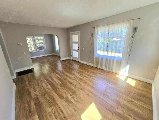 Foto del edificio - 2627 SE 115th Ave
