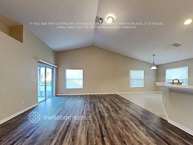 Building Photo - 2102 Newtown Rd