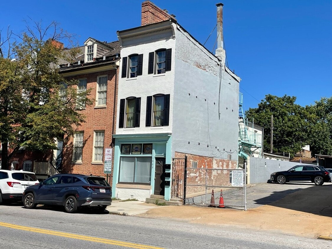 Building Photo - 1908 Aliceanna St.