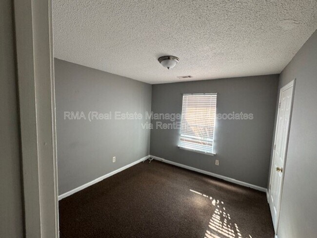 Foto del edificio - 424 N 8th St