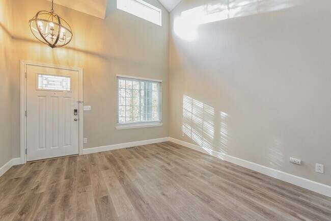 Foto del edificio - 9879 S Castle Ridge Cir