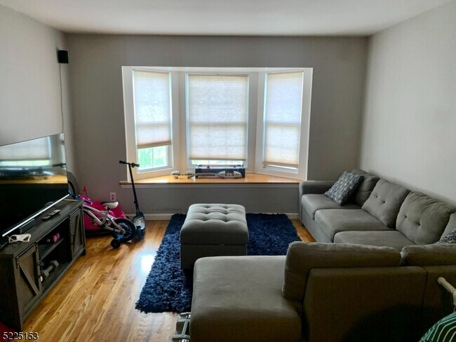 Foto del edificio - 559 Livingston St