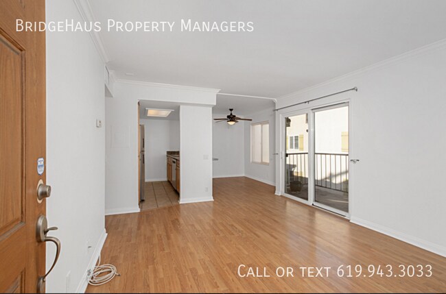 Foto del edificio - 4222 Menlo Ave