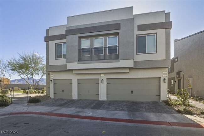 Foto del edificio - 4971 Aitana Ave