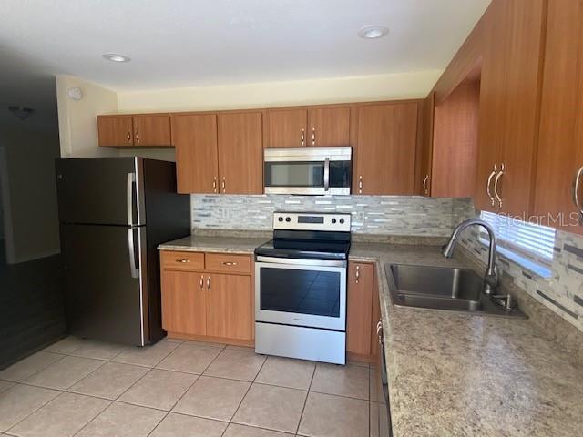 Foto del edificio - 3213 Iowa Rd