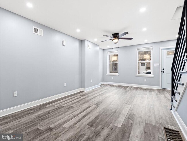 Foto del edificio - 2075 Bellmore St