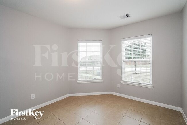 Building Photo - 21219 Slate Bend Dr