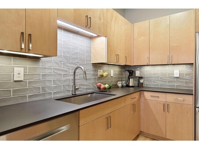 Foto del edificio - 401 N 2nd St