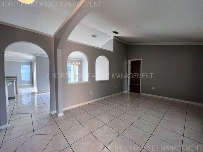 Foto del edificio - 3BR 2BA Home w/ 2-Car Garage • Dishwasher • Large Patio in Kissimmee