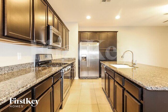 Foto del edificio - 12034 W Hide Trail