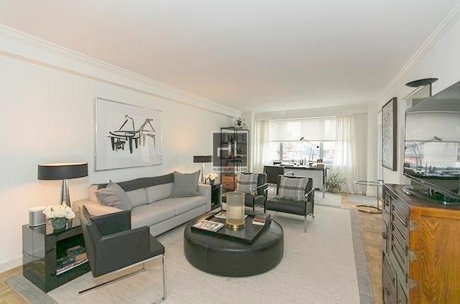 Foto del edificio - 3 bed 2 bath East 77th Street - 1st ave