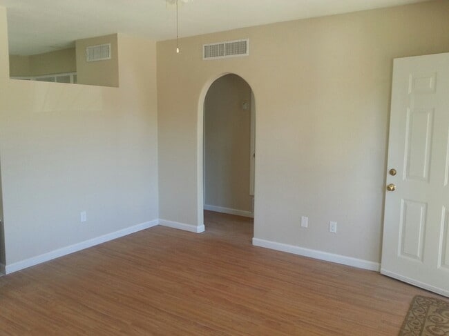 LR arch to hallway - 3646 E Blacklidge Dr