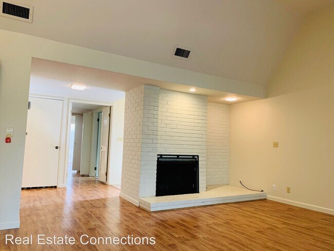 Building Photo - 2 br, 2 bath House - 291 Casitas Bulevar