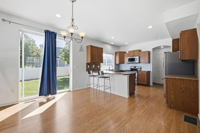 Building Photo - "Charming 3-Bedroom Home with 2.5 Baths on Kirk Street – 1744 sq ft of Comfort in Denver!"